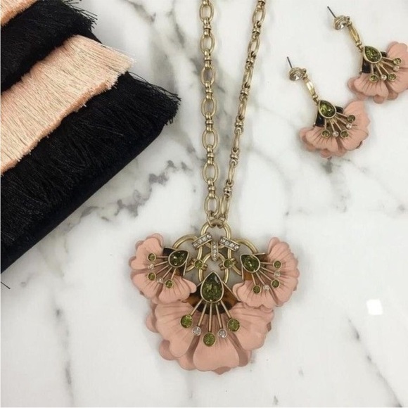 NEW Stella and Dot Rory Necklace - Picture 2 of 4